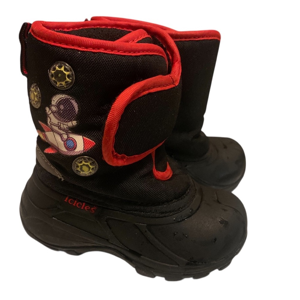 Boy’s Icicle Brand Black and Red Astronaut Boots size 6
